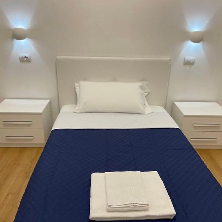 Nuovo Confortini Rooms Sunday Βερόνα Δωμάτιο φωτογραφία