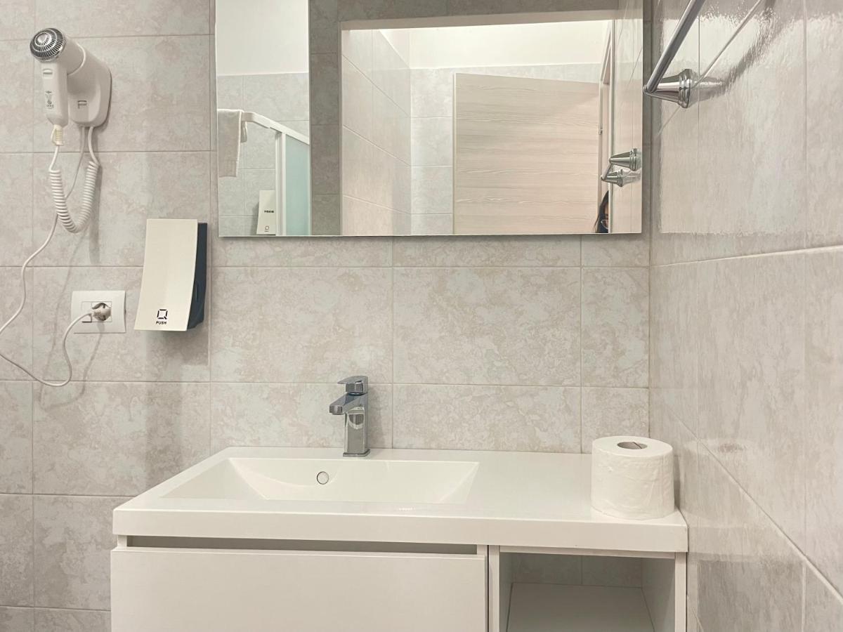 Nuovo Confortini Rooms Sunday Βερόνα Εξωτερικό φωτογραφία