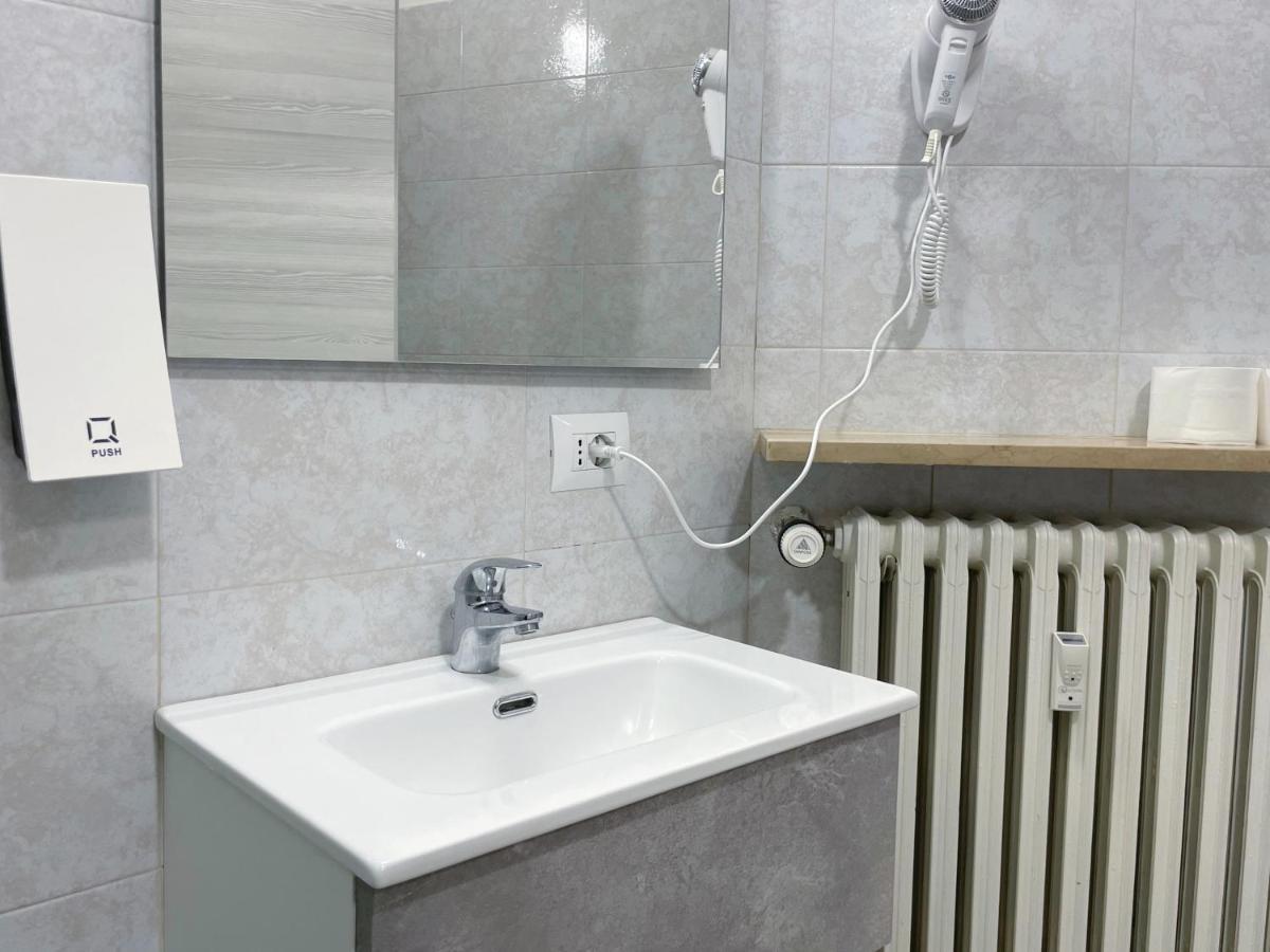 Nuovo Confortini Rooms Sunday Βερόνα Εξωτερικό φωτογραφία